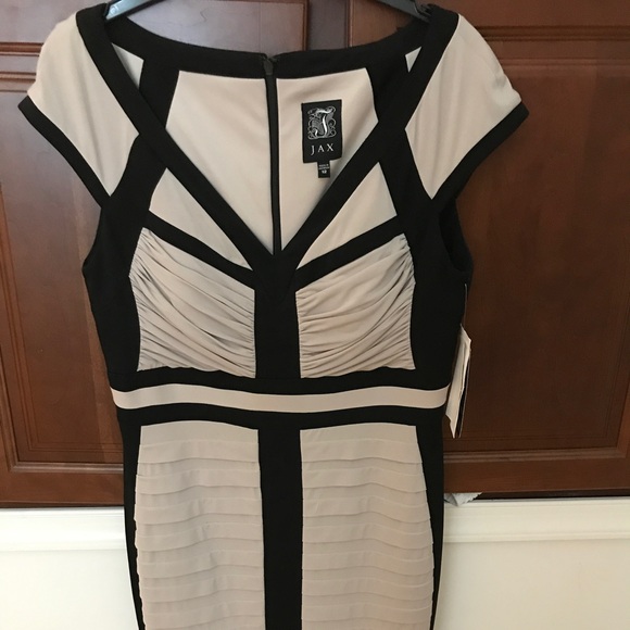 Cocktail dress - Picture 3 of 6